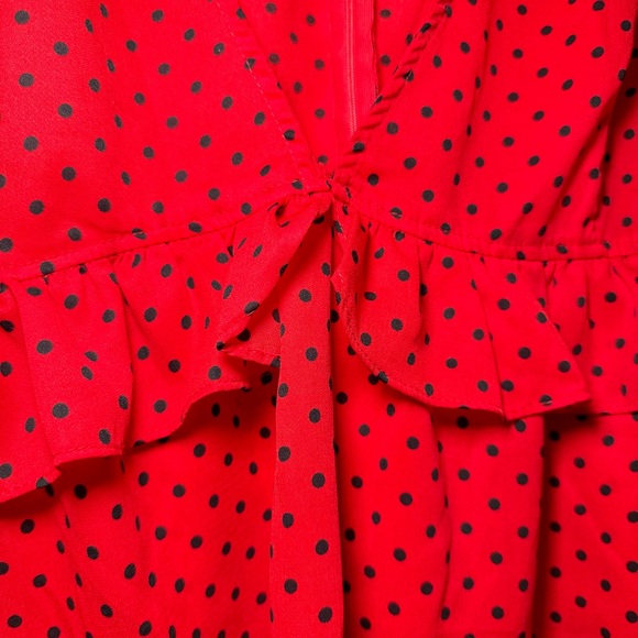 Boohoo Polka Dot Blouse with wide sleeves and ruffles - Picture 7 of 11